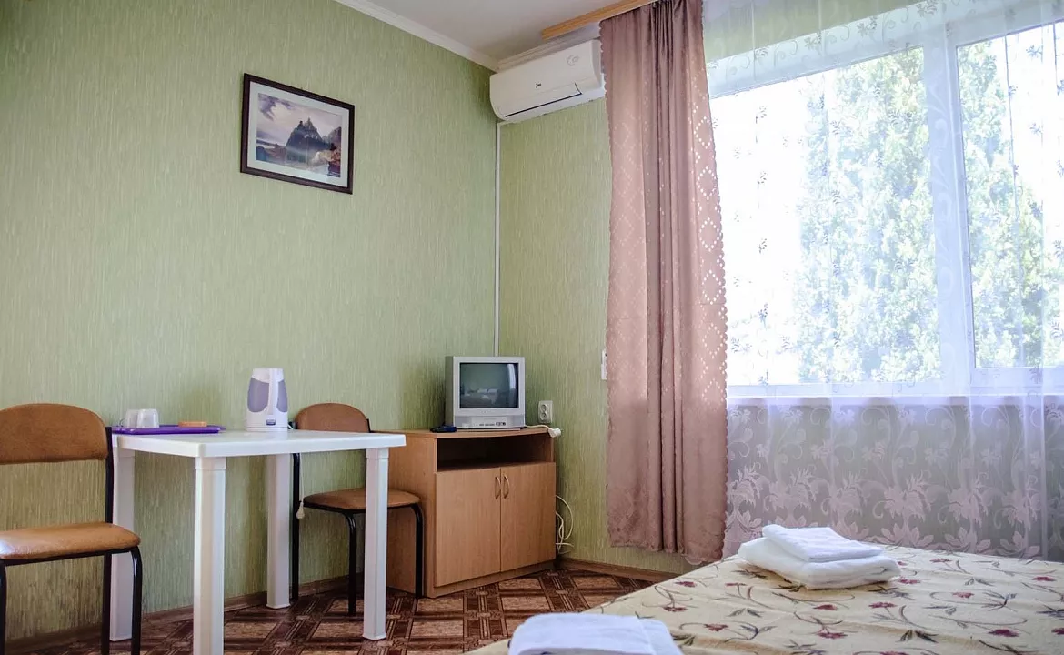 2-X МЕСТНЫЙ НОМЕР С 1 КРОВАТЬЮ. Мини-отель Сан-Сити. Рыбачье