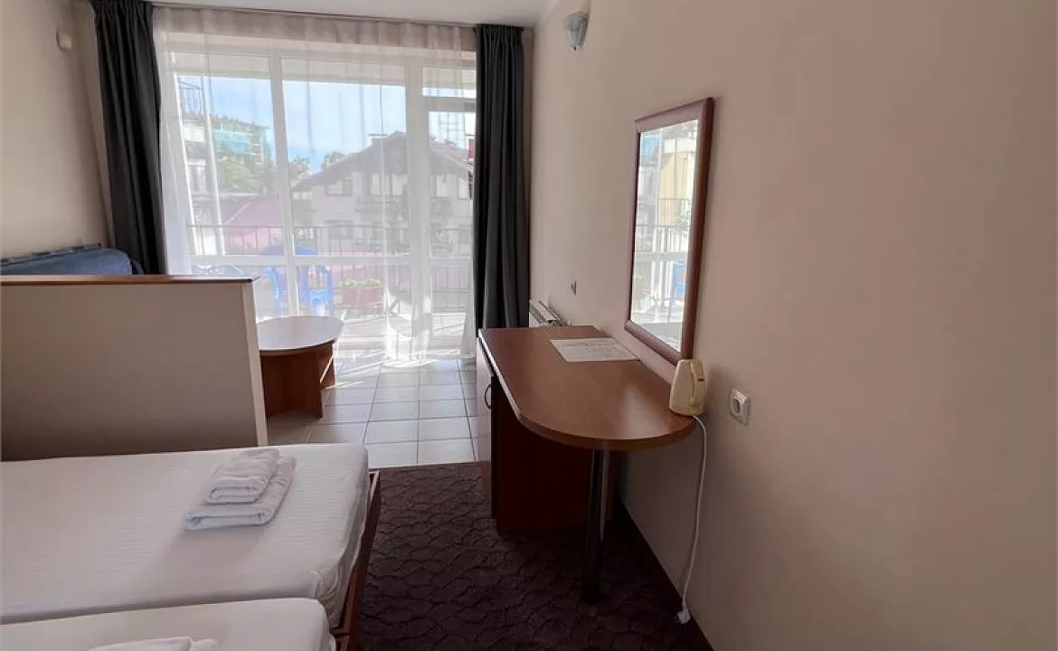 Полулюкс. Отель "Галотель". Адлер