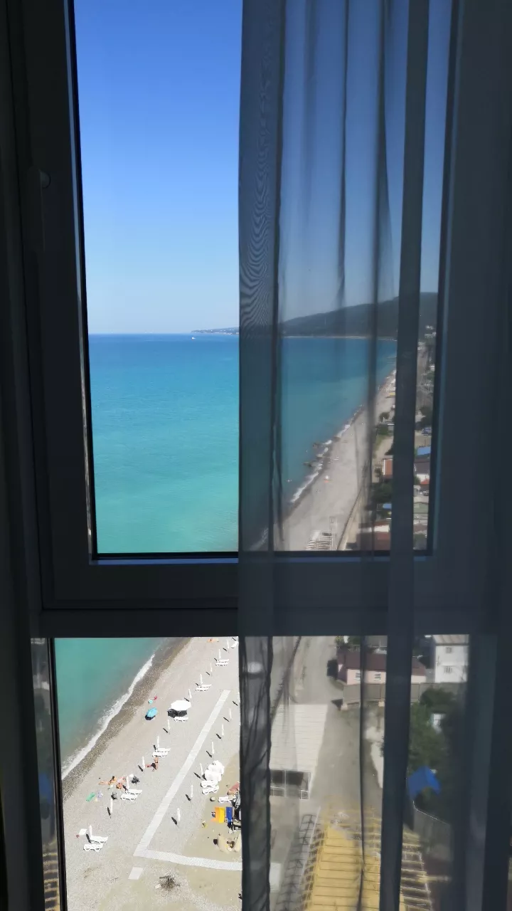 . Квартира в многоквартирном доме "С видом на море". Лазаревское