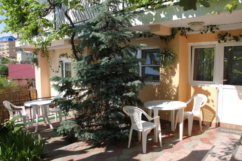 . Гостевой дом "Адлерский Бриз". Адлер