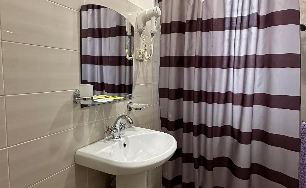 3 местный с удобствами. Гостиница Гагра. Гагра