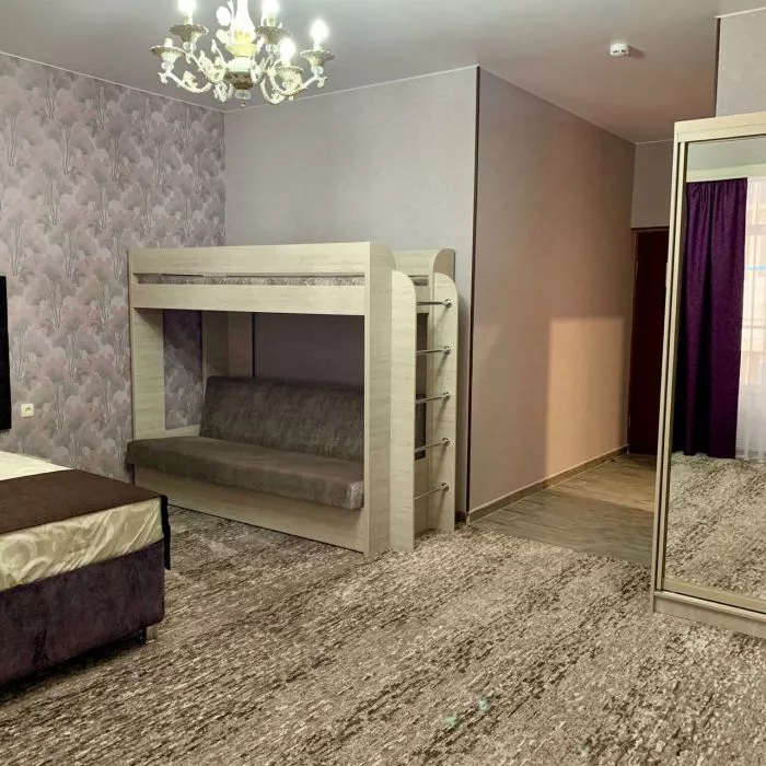 5-ТИ МЕСТНЫЙ ДЕЛЮКС С БАЛКОНОМ. Отель КАВКАЗ. Гостиницы и отели Лазаревского 5-ТИ МЕСТНЫЙ ДЕЛЮКС С БАЛКОНОМ. Отель КАВКАЗ. Гостиницы и отели Лазаревского