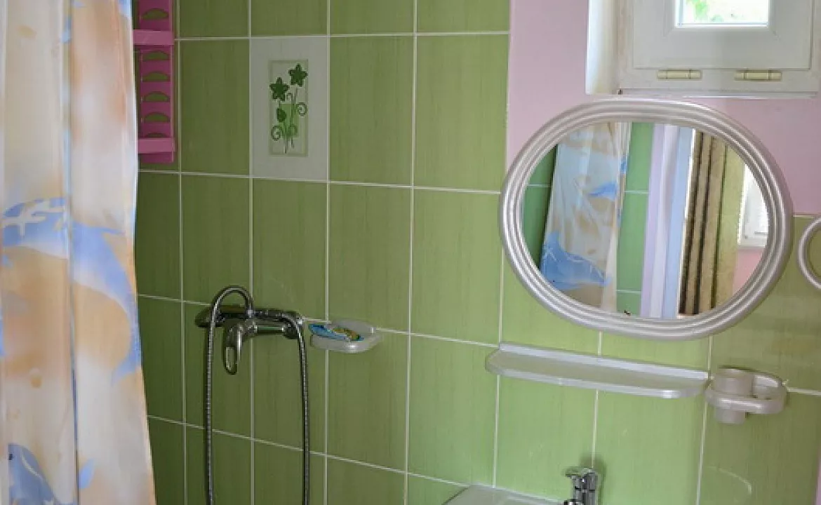 2-х комнатный с кондиционером. Гостевой дом "Джулия". Севастополь