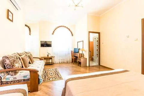 Номер 5-ти местный 2-х комнатный. База отдыха «Крестьянское Подворье». Верхнее Джемете