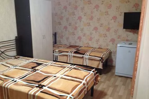 Комната для четверых с балконом. Гостевой дом Винтаж. Лазаревское