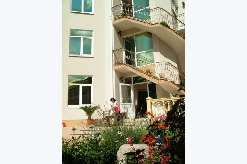 . Гостевой дом Лаура. Головинка