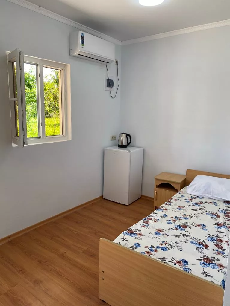 . Частный сектор Белла. Гудаута