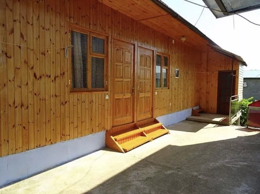 3-Местный номер стандарт. Гостевой дом "Ролан". Новый Афон