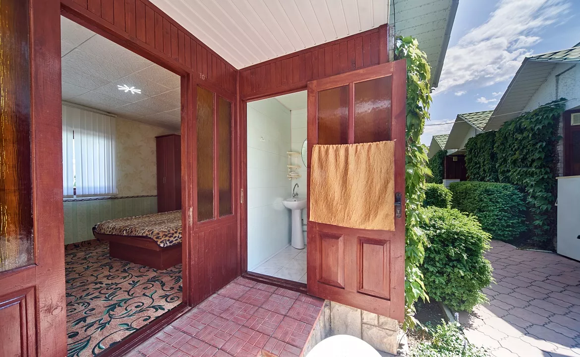 Дом эконом класса. Гостевой дом «Парадиз». Симферополь