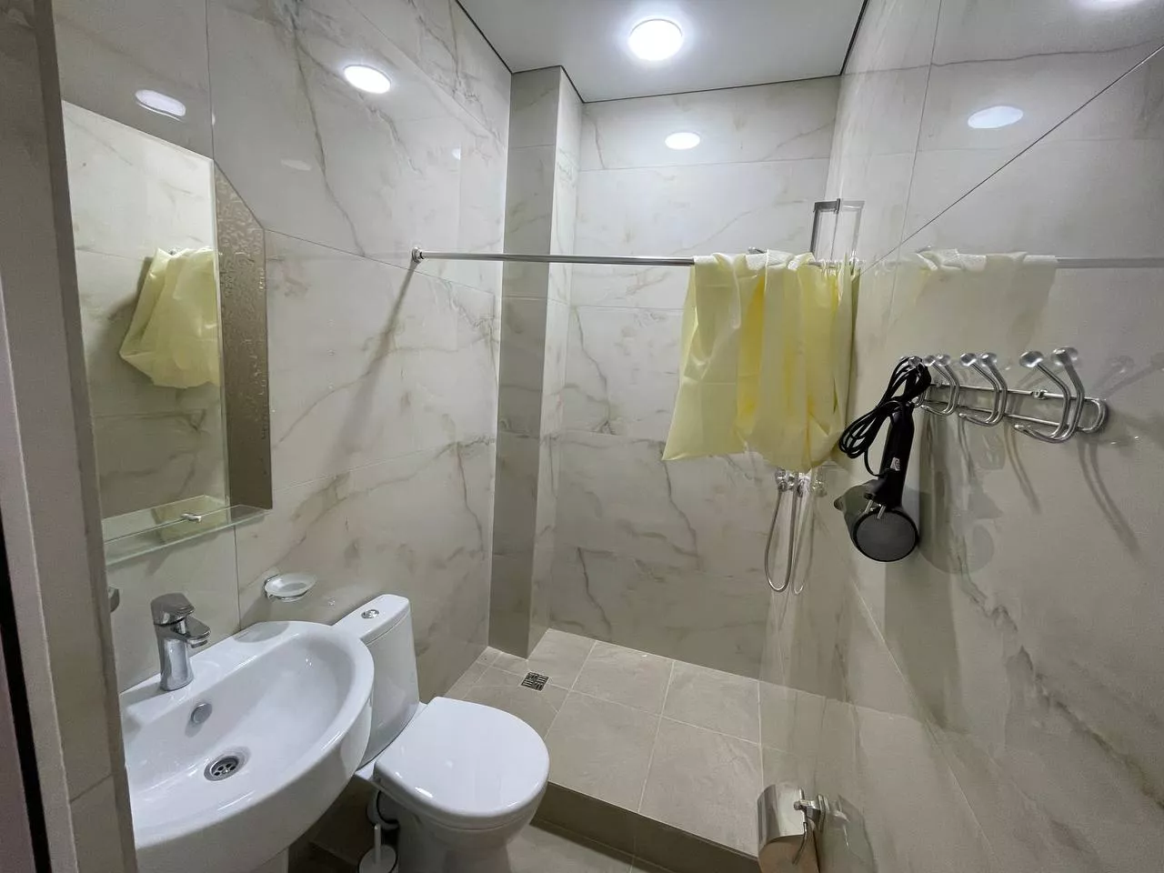 . Гостевой дом Villoo Bosco - Лоо. Лоо