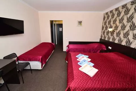 4-х местный номер. Отель «Корона». Витязево