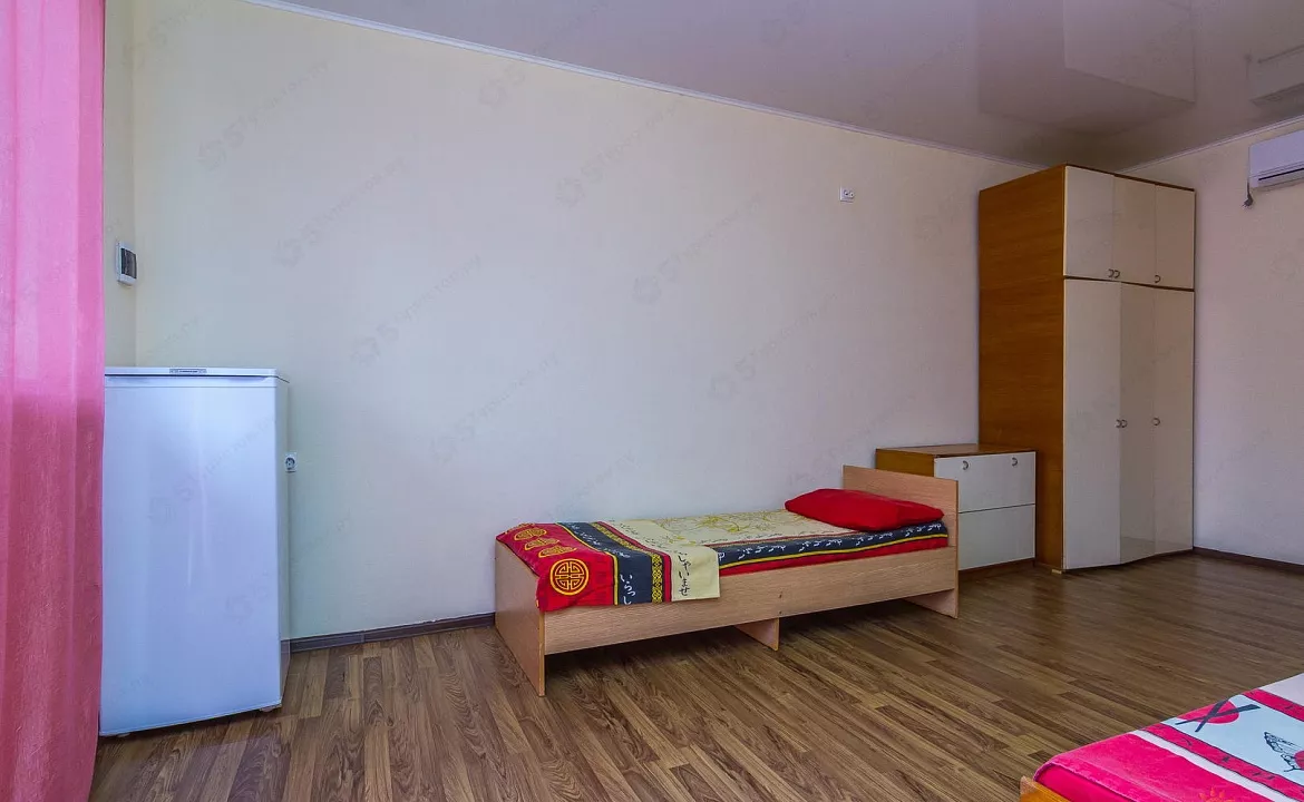 3-х местный номер Стандарт. Гостевой дом "Бриз" - Небуг. Небуг