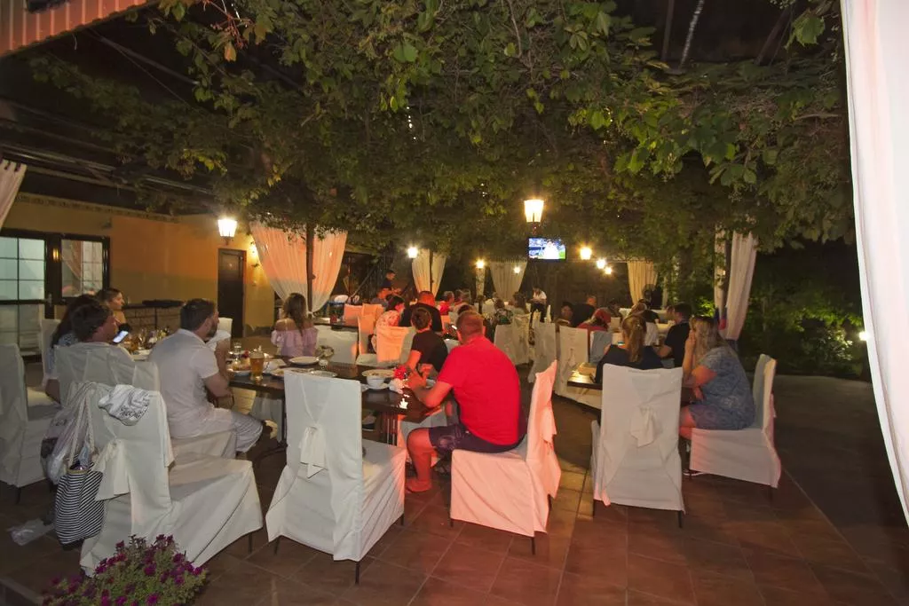 . Отель "Феличи". Витязево . Отель "Феличи". Витязево