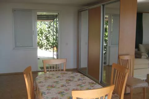 Семейный номер-люкс «Зеленый». Гостевой дом «Людмила» - Гурзуф. Гурзуф