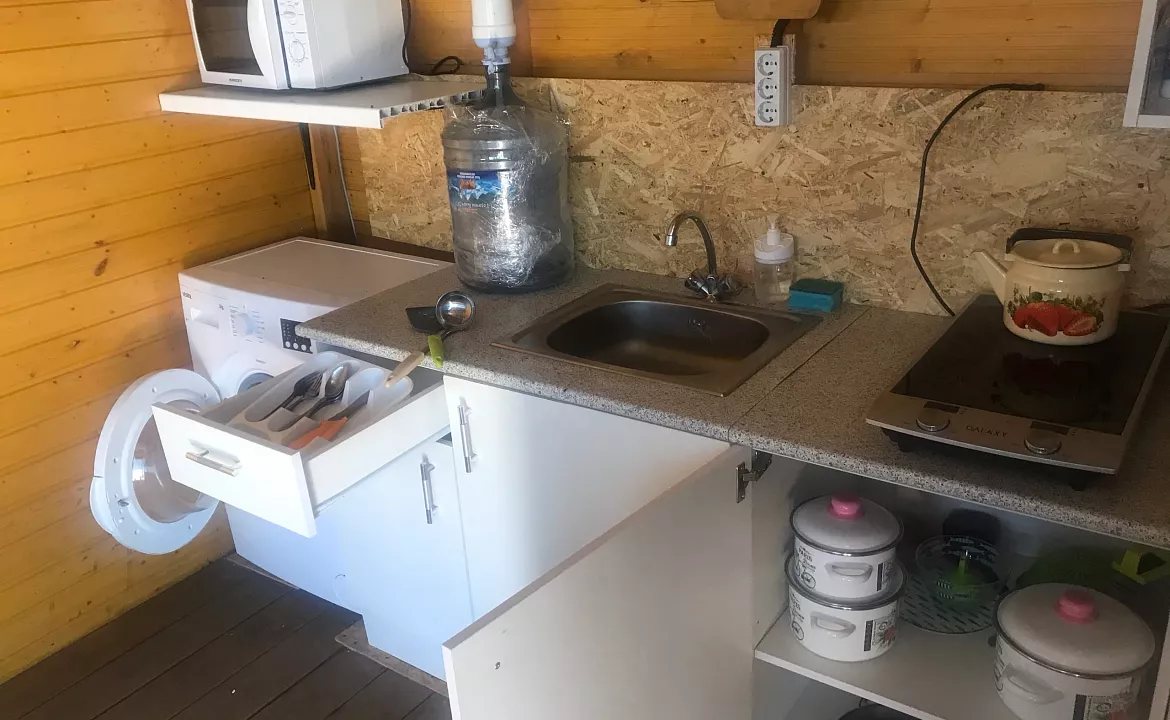 Большой одноэтажный дом. Гостевой дом Дом у моря. Ейск