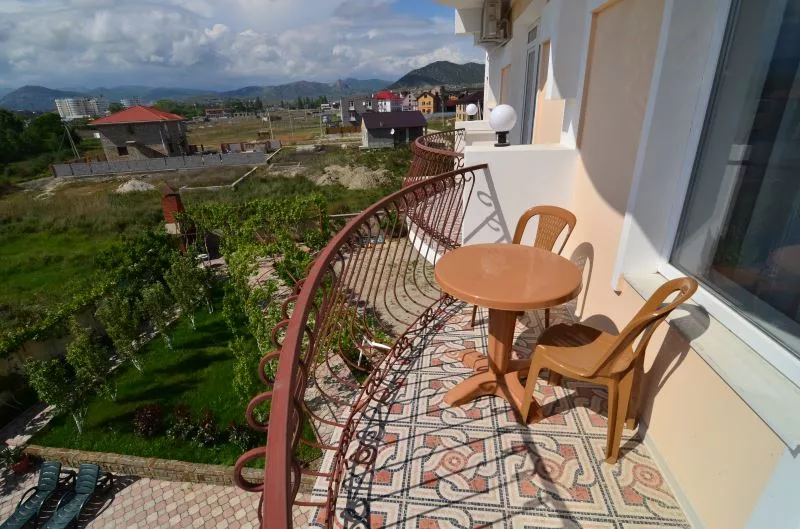 1-комнатный 2-местный с балконом  1-комнатный 2-местный с балконом