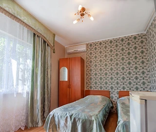 2-х местный номер «стандарт» с односпальными кроватями. Гостевой дом "Виолетта". 