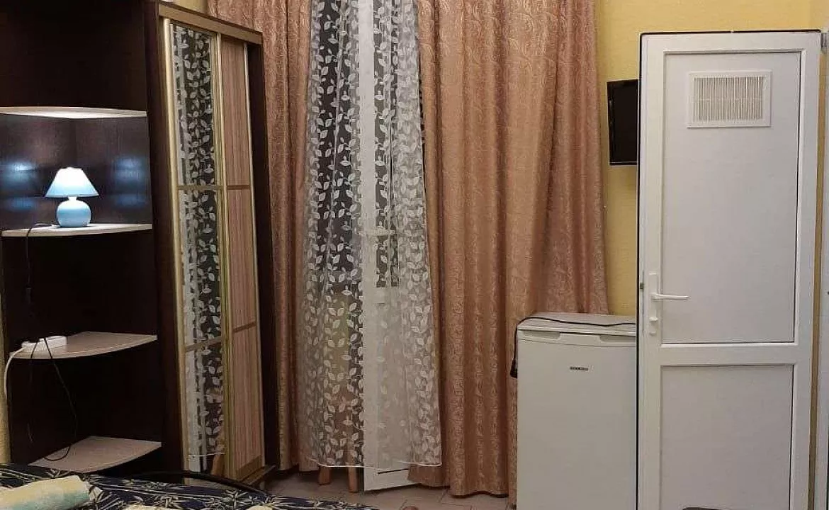 С удобствами на 2, 3, 4 и 5 человек. Гостевой дом ОРИОН. Ольгинка