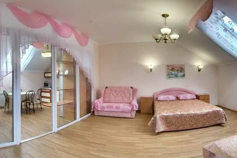 4-х местный «Люкс» (2 этаж, корпус Б). Гостевой дом «Уют на Демышева». Евпатория