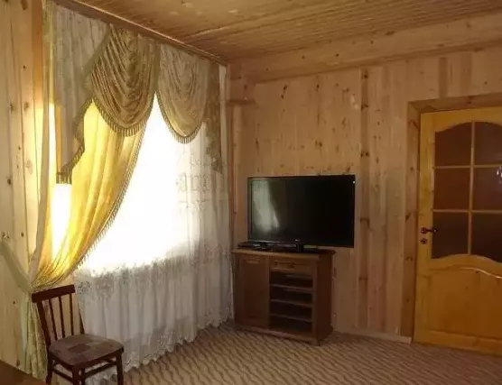 Стандарт 4-местный 2-комнатный (Малый корпус). Отель «Меридиан». Домбай-гостиницы