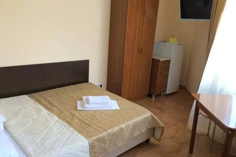 Двухместный номер с кухней и двуспальной кроватью. Гостевой дом на Виноградной - Сочи. Сочи