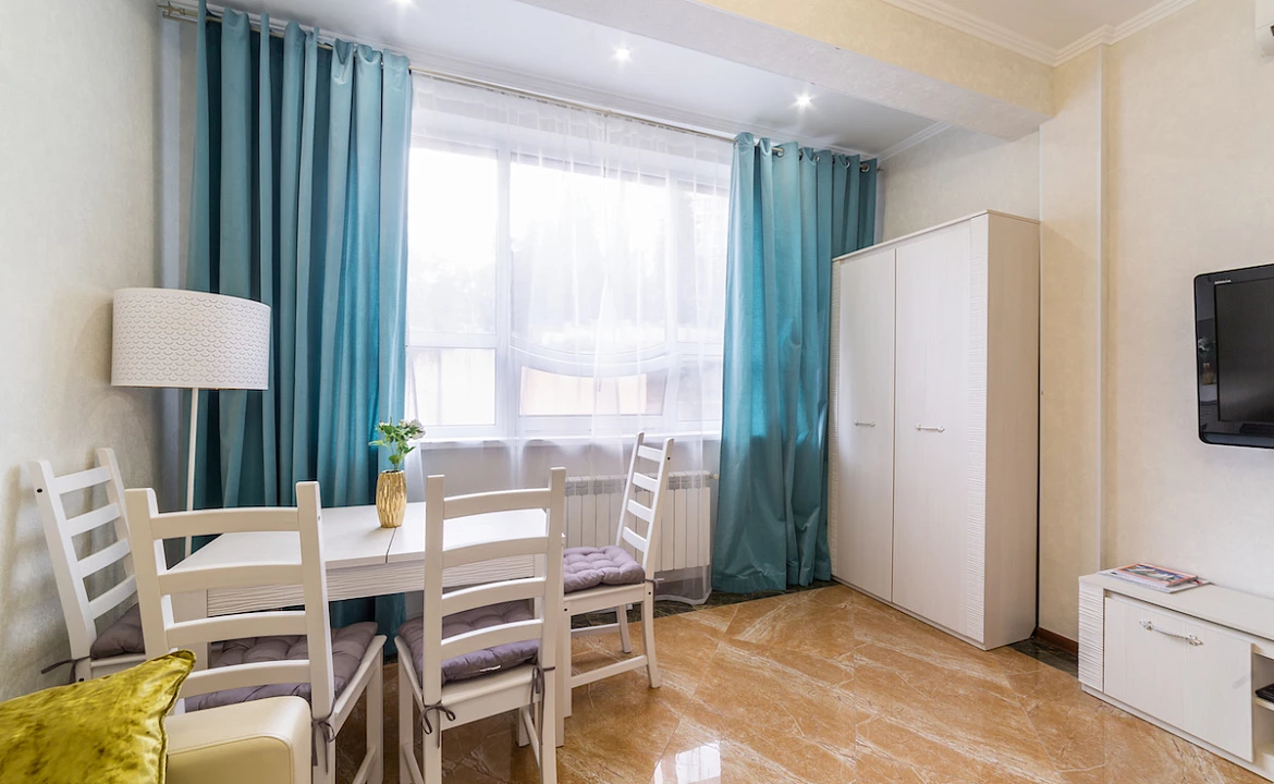 2 комнатная квартира в центре Сочи рядом с крупнейшим пляжным комплексом Ривьера. Уютные Квартиры в центре Сочи рядом с крупнейшим пляжным комплексом Ривьера. Сочи