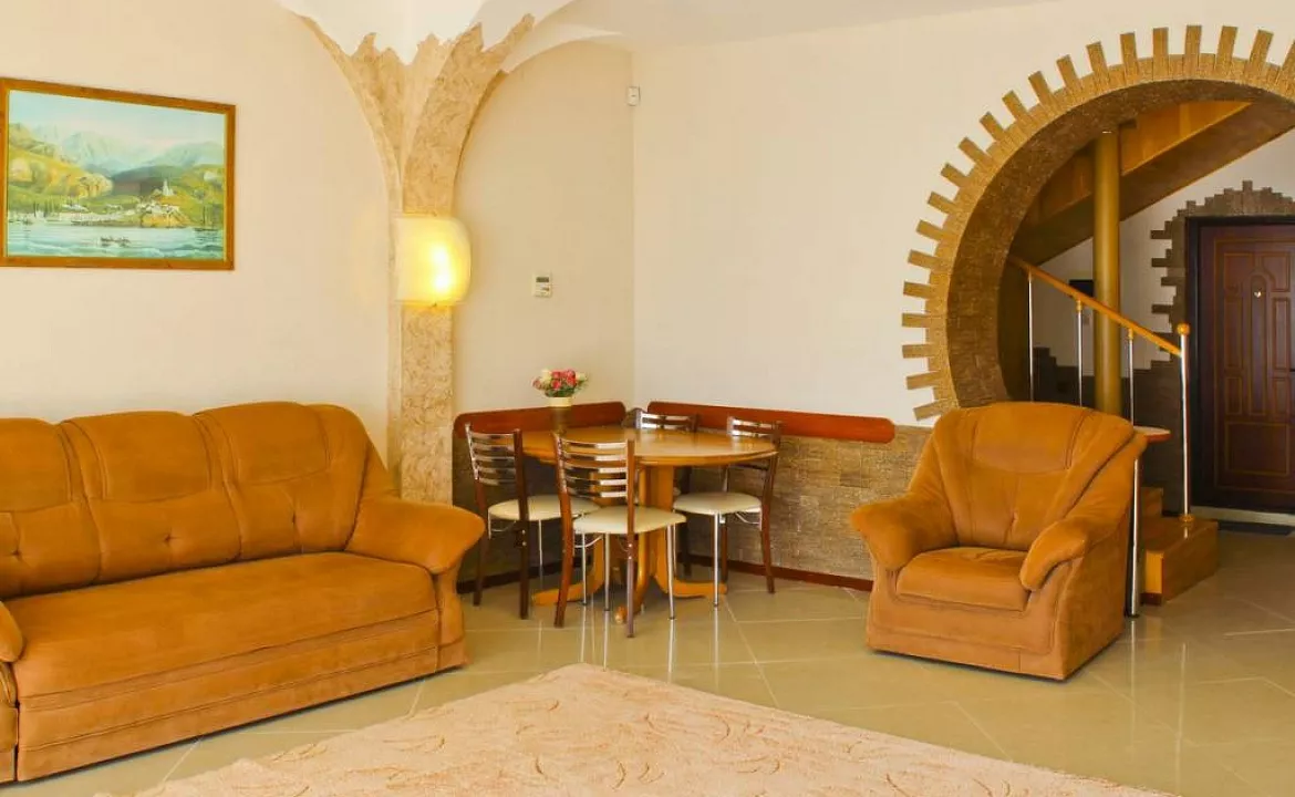 Апартаменты. Вилла "Мишель". Даниловка