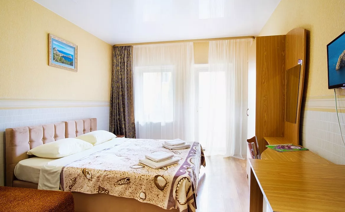  Стандарт семейный. Отель «КОКТЕВИЛЛЬ». Коктебель