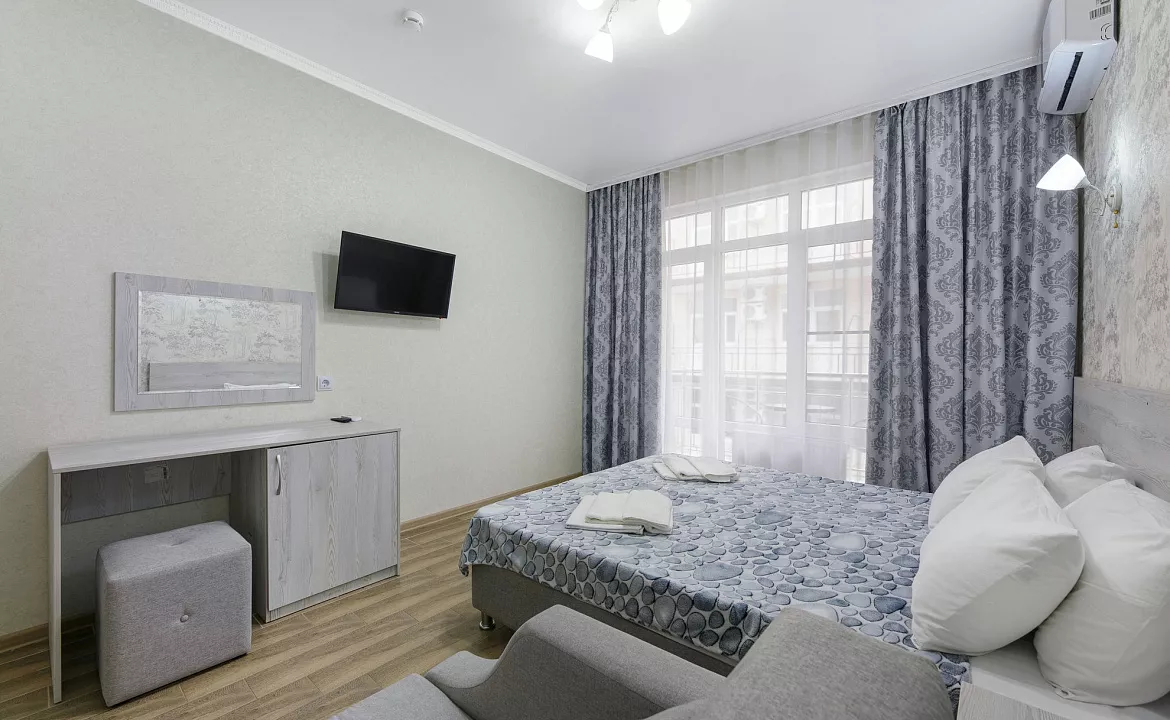 3-х местный комфорт с балконом. Отель White Hotel. Витязево