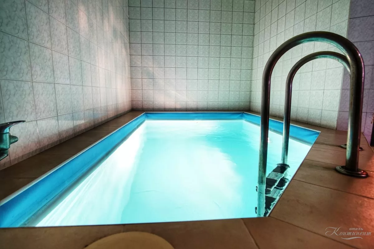 . Гостиница "Континент". Анапа