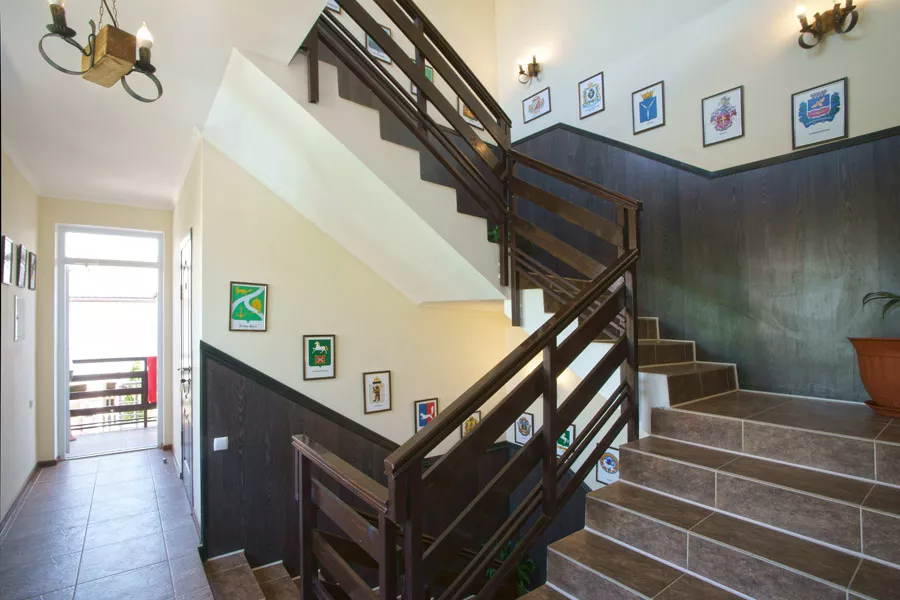 . Вилла "Анжера". Чайка