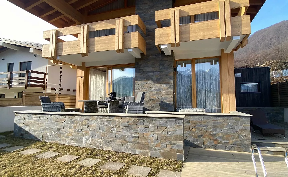 Шале 200 м. Жилье посуточно "СЧАСТЬЕ В ГОРАХ". Красная Поляна