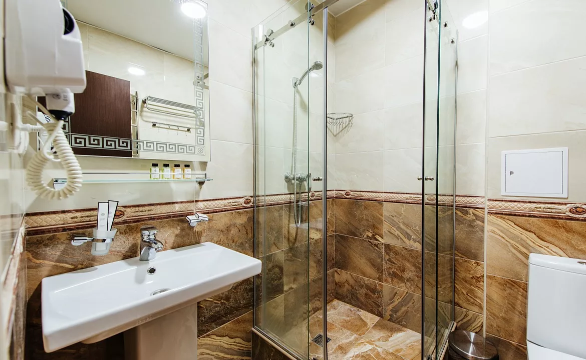 Полулюкс с балконом. Отель "Атлант". Лазаревское Полулюкс с балконом. Отель "Атлант". Лазаревское