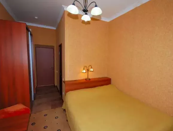 «Стандарт». Отель «Националь». Домбай-гостиницы