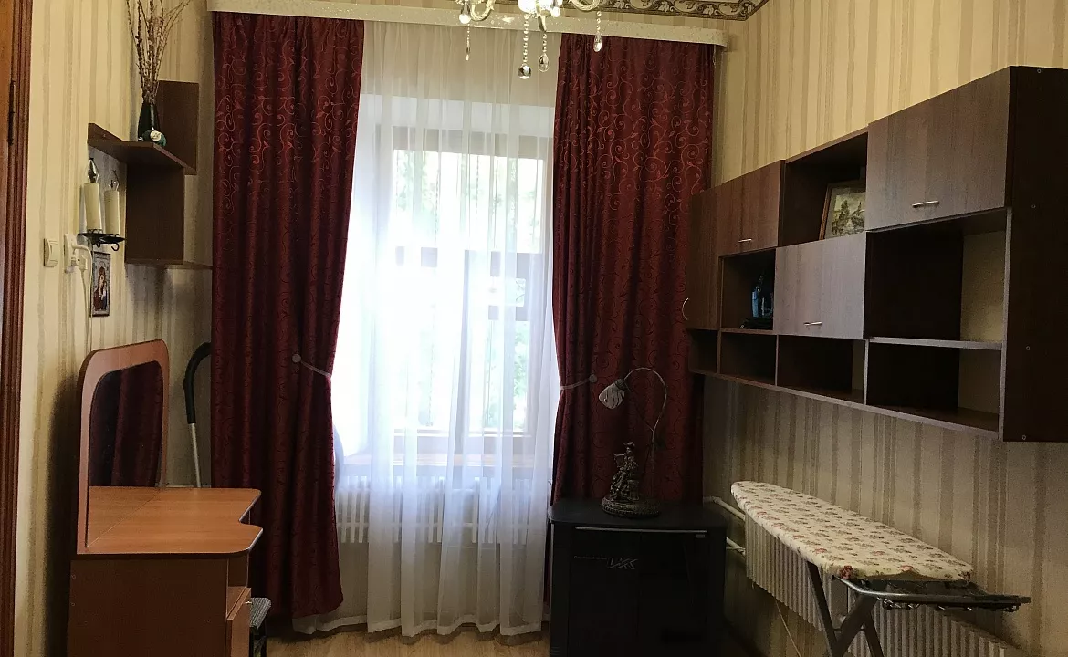 Апартаменты . Гостевой дом Алмаз . Ейск