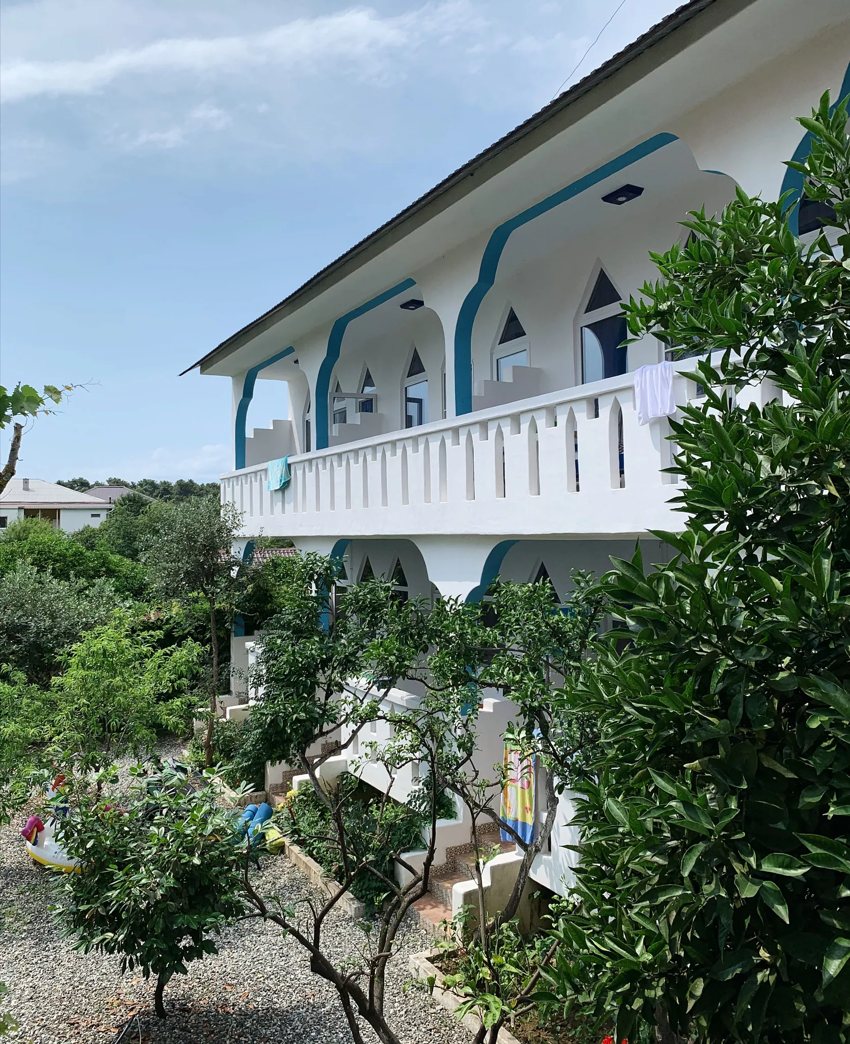 . "Бунгало". Пицунда