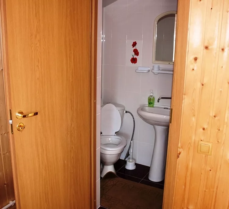 Стандарт. Частный гостевой дом У Иваныча. Голубицкая