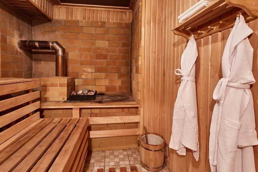 . Отель "КОМФОРТ". Сухум