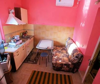 Семейный «Люкс» с кухней (Апартамент). Гостевой дом «Алла-Роза». 