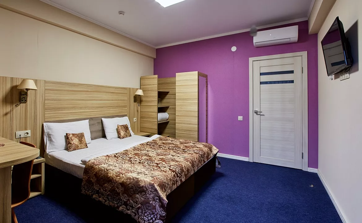 Стандарт. Отель "КОМФОРТ". Сухум