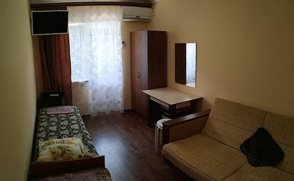 Трехместный стандарт. Гостевой дом Барбарис. Анапа
