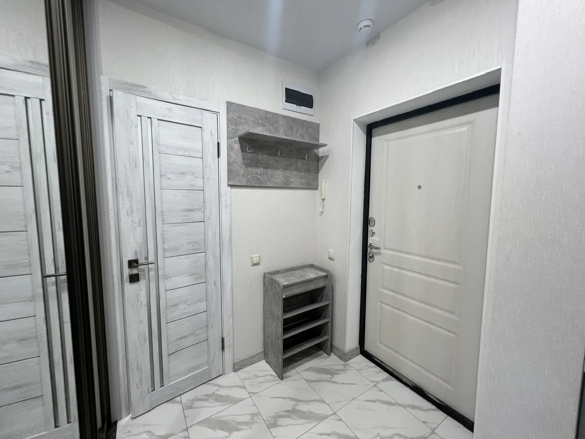 . Квартира в многоквартирном доме Апартаменты у моря с отдельной спальней. Дагомыс