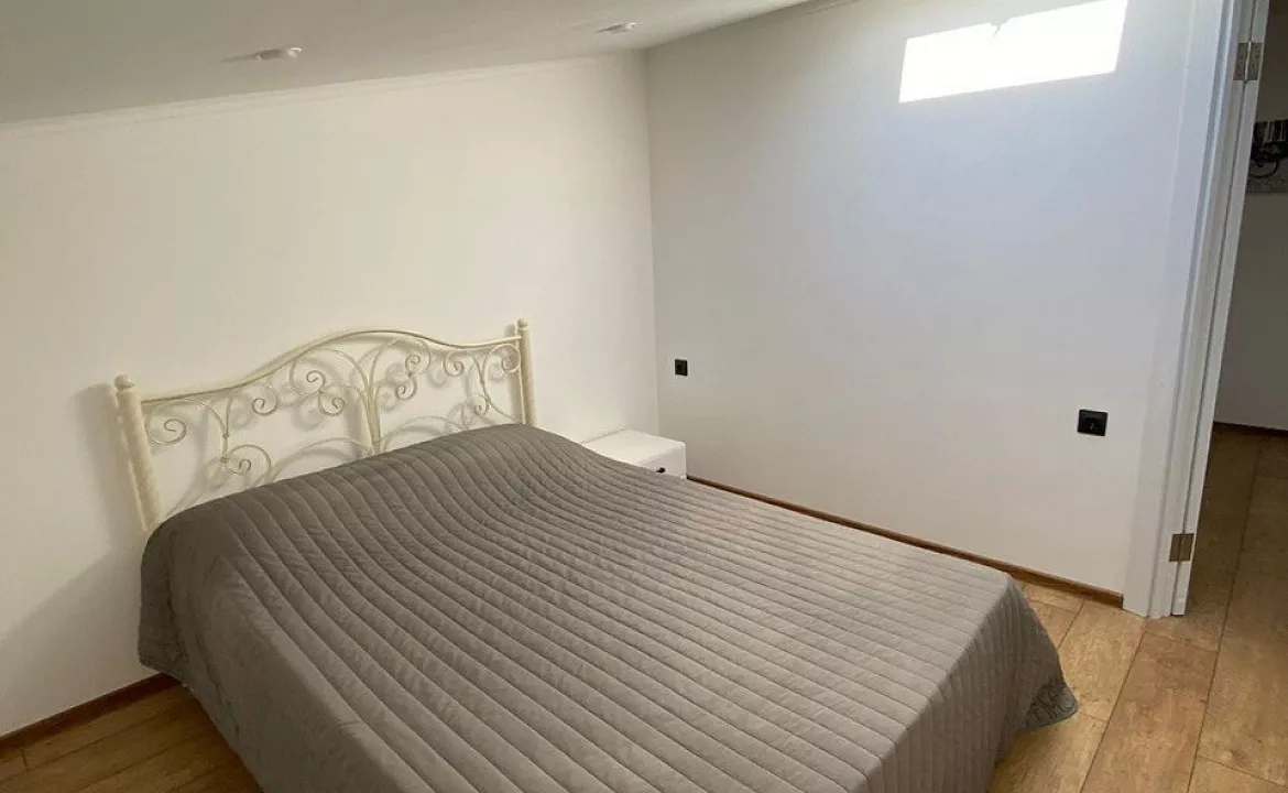 Квартира под ключ. Квартира в многоквартирном доме Апартаменты Цветочная. Адлер