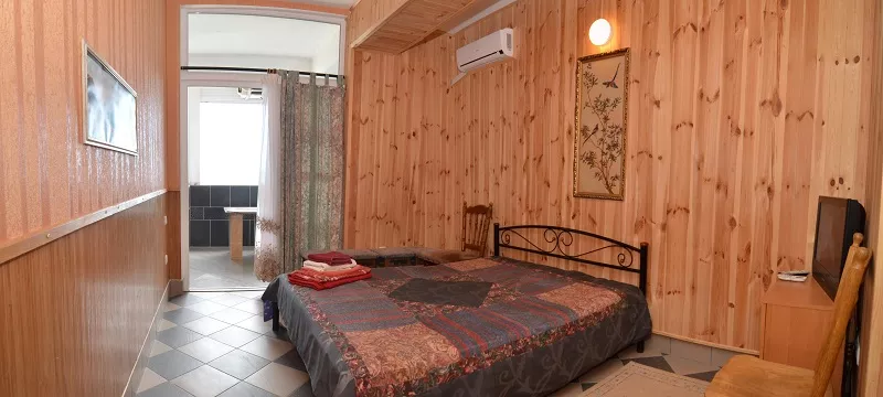 2-комнатный с кухней. Мини-отель "Домик со слоном". Рыбачье 2-комнатный с кухней. Мини-отель "Домик со слоном". Рыбачье