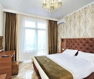 Двухместный номер с балконом. Отель Grand Sofia. Двухместный номер с балконом. Отель Grand Sofia.