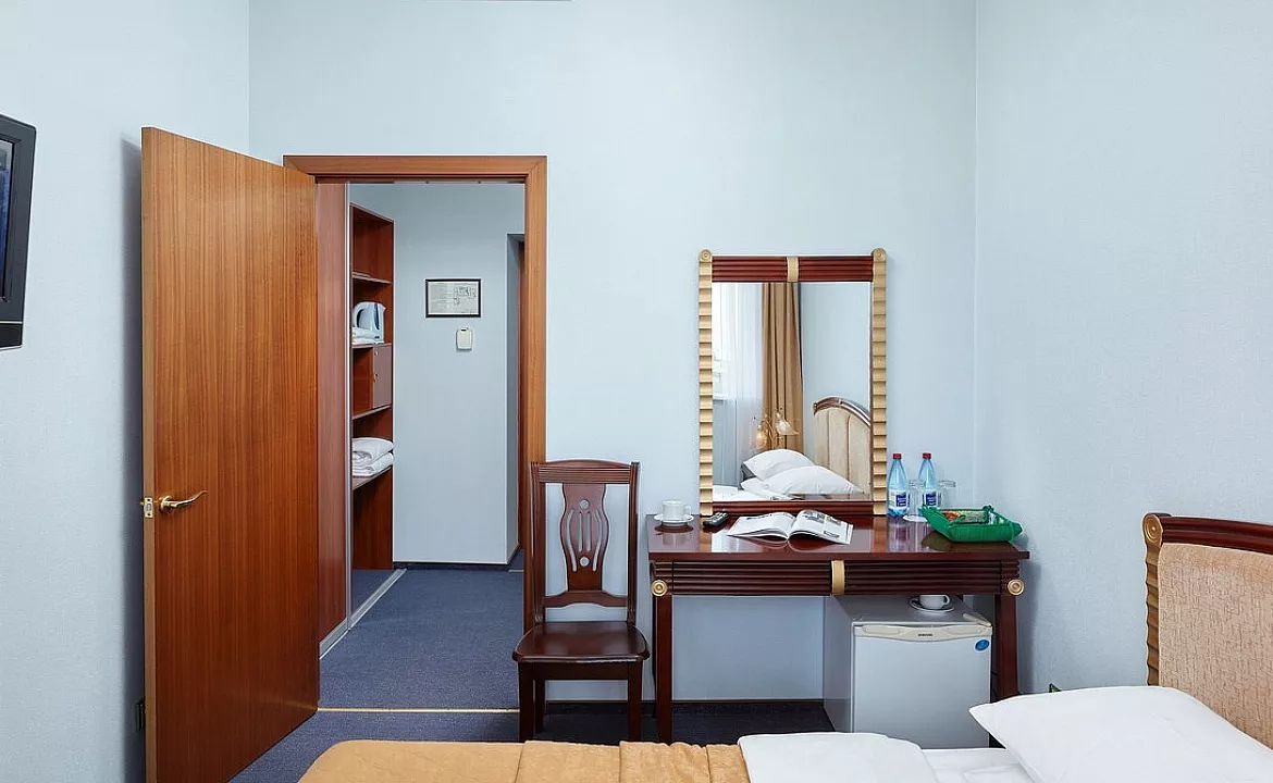 СТАНДАРТНЫЙ НОМЕР С БАЛКОНОМ. Отель «TES-Hotel Resort & SPA». Евпатория