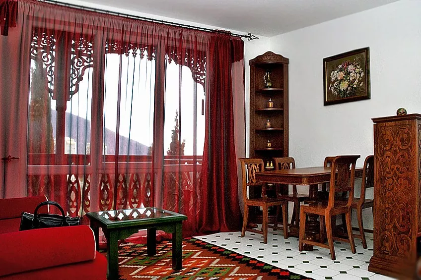 Вилла «Дом Луны». Виллы "Мераба". Гурзуф