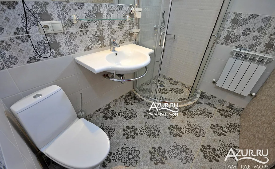 Однокомнатный номер с кухней. Гостевой дом "Под синей крышей". Джанхот