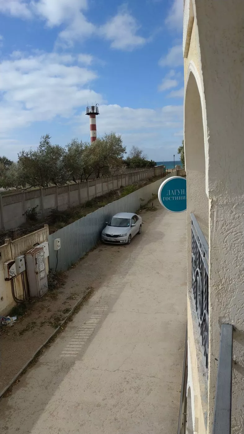 . Гостиница Лагуна. Крым - частный сектор
