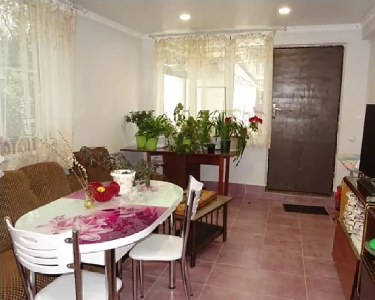 . Частный сектор Железнодорожная 11. Сухум